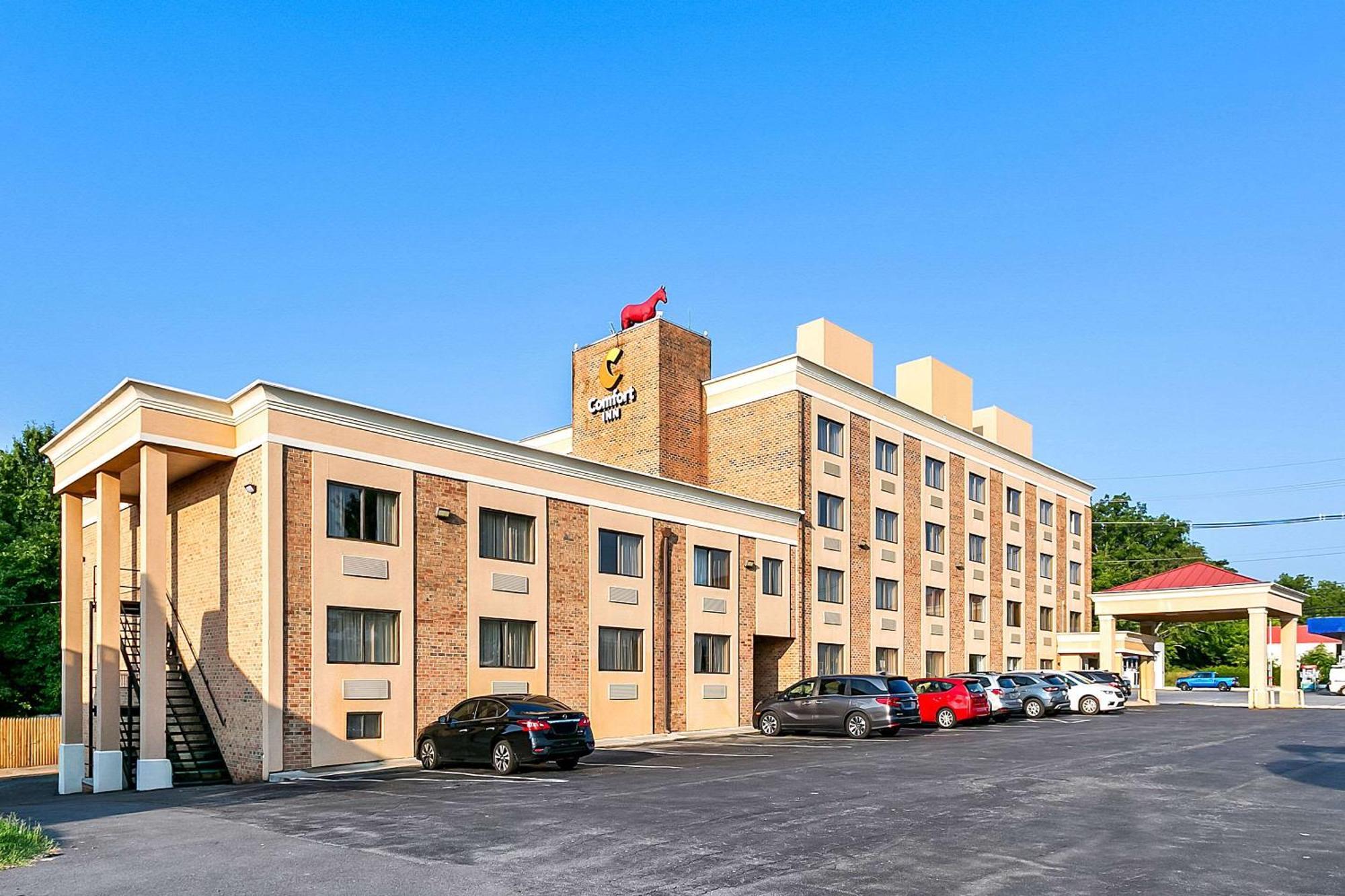 Comfort Inn Red Horse Frederick Exterior photo