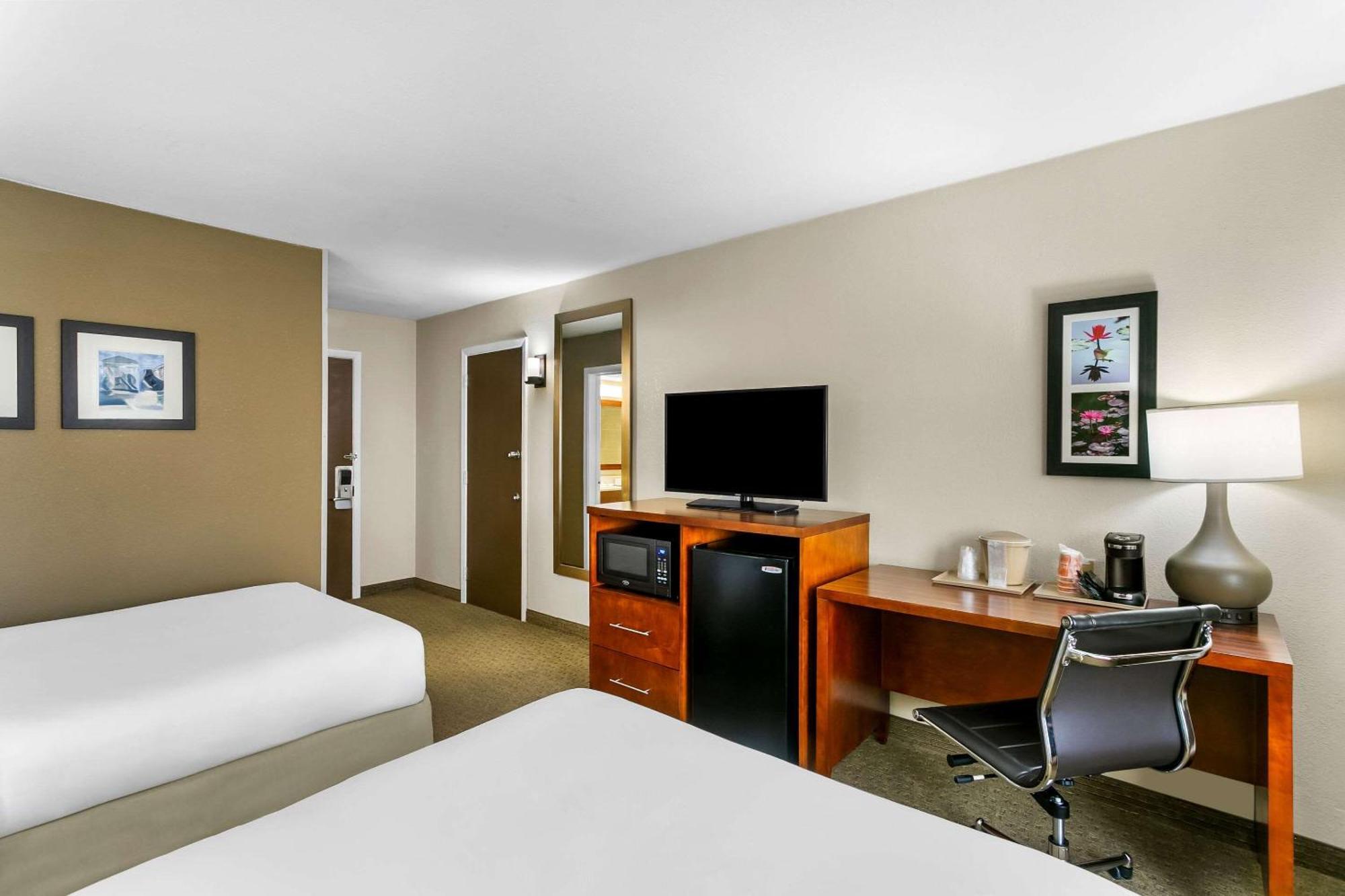 Comfort Inn Red Horse Frederick Exterior photo